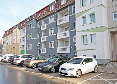Wohnung zur Miete 218 € 1 Zimmer 35,7 m² Erdgeschoss Mittelstraße 3 Oschersleben Oschersleben 39387