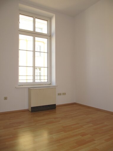 Wohnung zur Miete 465 € 3 Zimmer 71,6 m² frei ab 01.08.2024 Paulsstadt Schwerin 19053