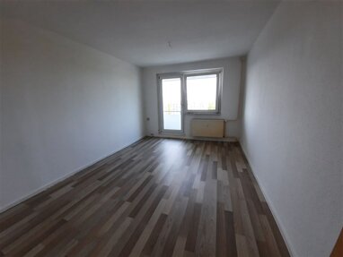 Wohnung zur Miete 440 € 4 Zimmer 77 m² 4. Geschoss Hohe Straße 26 Lauchhammer - Mitte Lauchhammer 01979