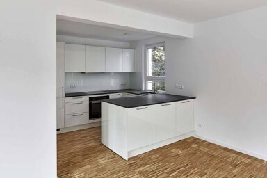 Wohnung zur Miete 700 € 2 Zimmer 87,6 m² frei ab sofort Schillerstr. Barsinghausen - Süd Barsinghausen 30890