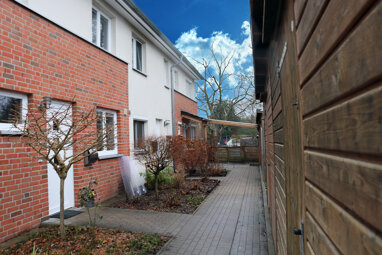 Reihenmittelhaus zum Kauf 434.500 € 5 Zimmer 140 m² 180 m² Grundstück Falkenfeld / Vorwerk / Teerhof Lübeck-St. Lorenz Nord 23554