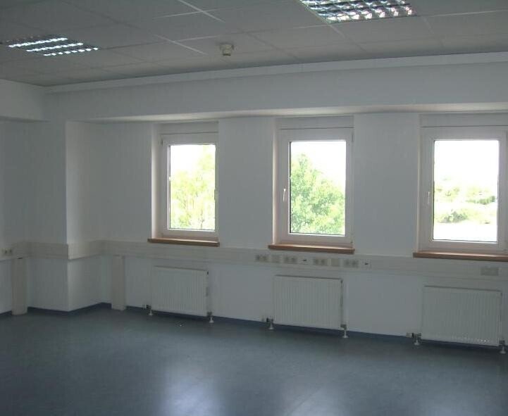 Büro-/Praxisfläche zur Miete 10,50 € 3,5 Zimmer Wiener Neudorf 2351