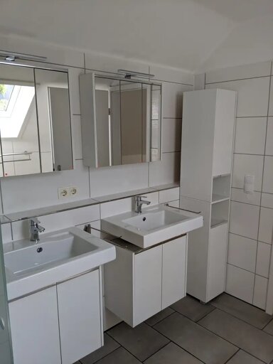 Wohnung zur Miete 700 € 3,5 Zimmer 94 m² frei ab sofort Geroldsauer Straße 133c Lichtental Baden-Baden 76534