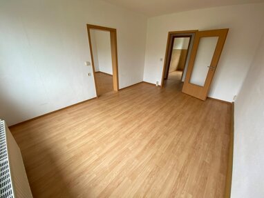 Wohnung zur Miete 236,54 € 2 Zimmer 46,7 m² 3. Geschoss Karl-Marx-Straße 60 Wahlbezirk 72 Suhl 98527