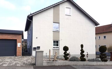 Mehrfamilienhaus zum Kauf Provisionsfrei 589.000 € 8 Zimmer 210 m² 920 m² Grundstück Max-Reger-Str. 19 Burglengenfeld Burglengenfeld 93133