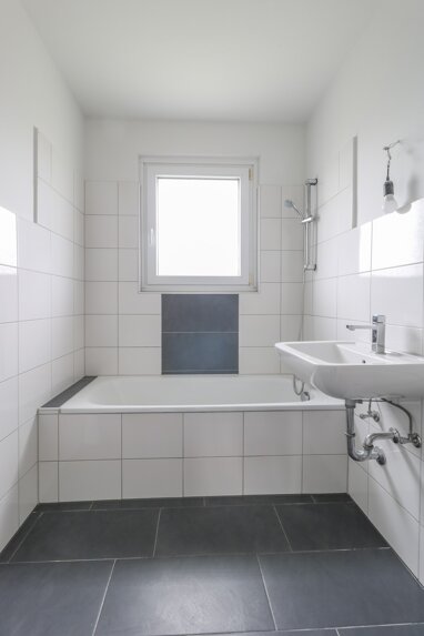 Wohnung zur Miete 393,50 € 2 Zimmer 62,5 m² 3. Geschoss Hölderlinstraße 22 Rheinhausen - Mitte Duisburg 47226