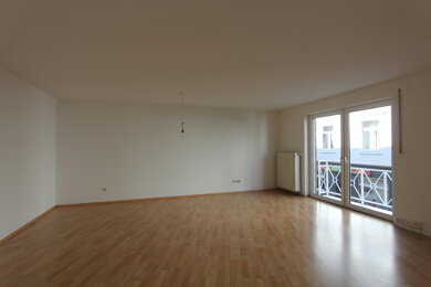 Wohnung zum Kauf 300.000 € 2 Zimmer 62,8 m² 2. Geschoss Pestalozzistr. 37 Heerdt Düsseldorf 40549