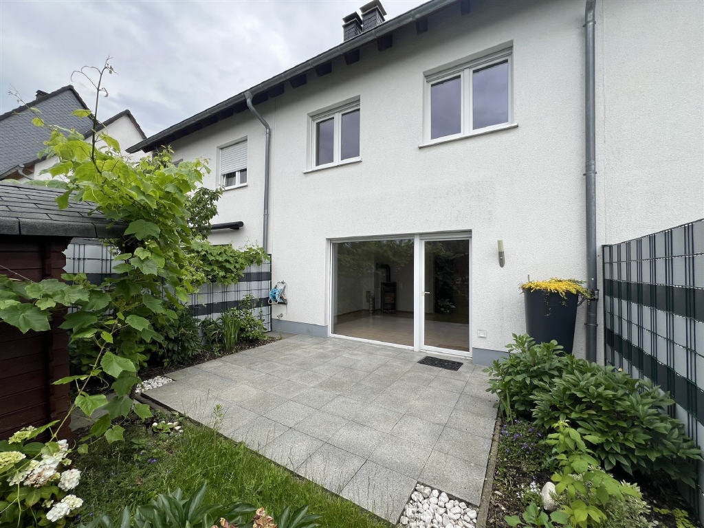 Reihenmittelhaus zum Kauf 288.000 € 5 Zimmer 132,2 m²<br/>Wohnfläche 210 m²<br/>Grundstück Bösperde Menden (Sauerland)-Bösperde 58708