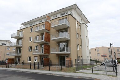 Wohnung zur Miete 604 € 2 Zimmer 53 m² 3. Geschoss Waldstraße 105 Kelsterbach 65451