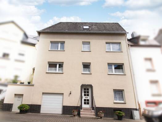 Mehrfamilienhaus zum Kauf 135.000 € 4 Zimmer 131,3 m² 46 m² Grundstück Zell Zell (Mosel) 56856