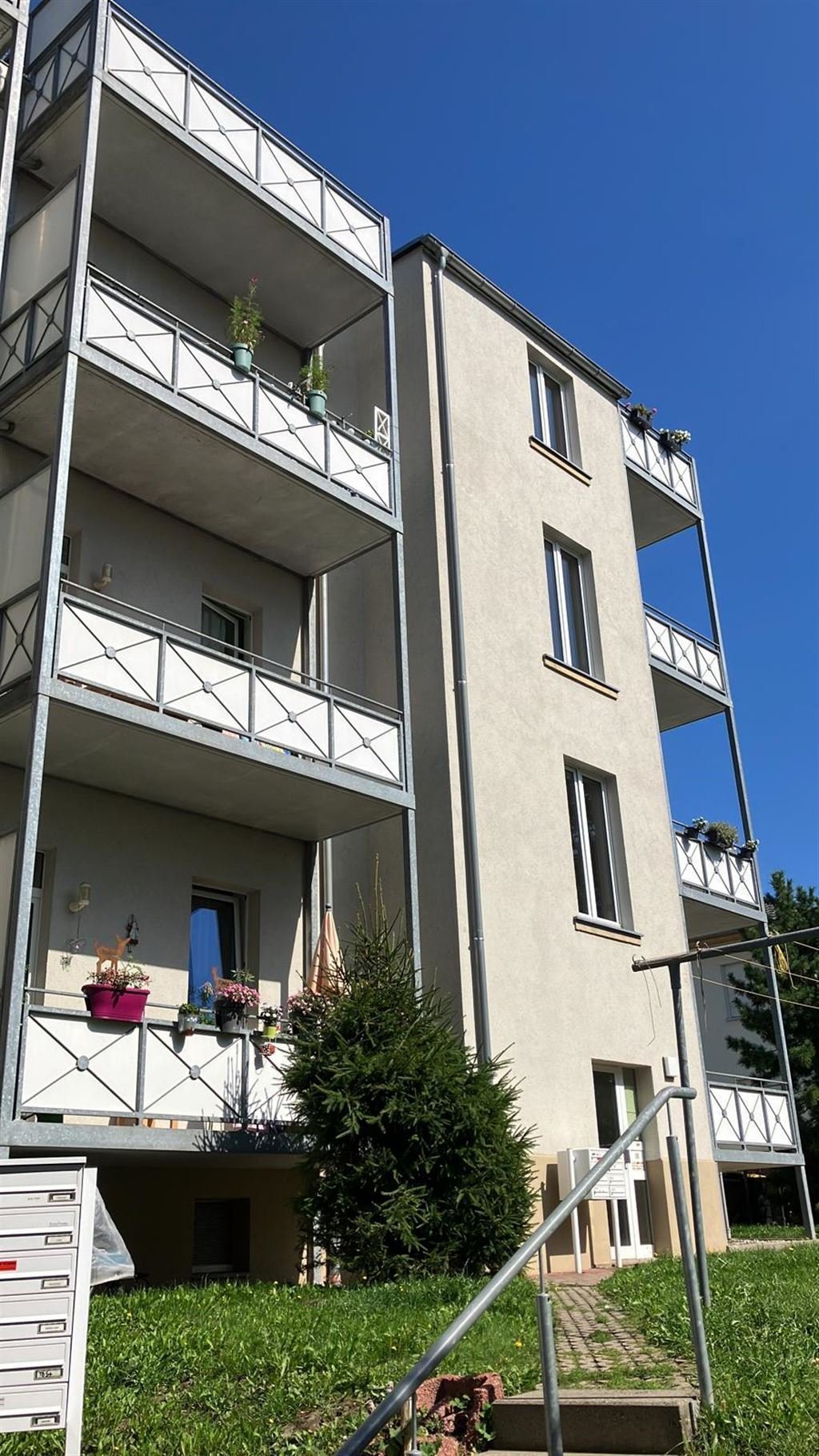 Wohnung zur Miete 292,50 € 2 Zimmer 65 m²<br/>Wohnfläche 1. Stock<br/>Geschoss Cäcilienstraße 1 Hilbersdorf 151 Chemnitz 09131