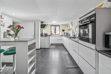 Reihenmittelhaus zum Kauf 349.000 € 8 Zimmer 255 m² 150 m² Grundstück Sugenheim Sugenheim 91484