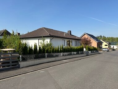 Einfamilienhaus zum Kauf 369.000 € 5 Zimmer 125 m² 560 m² Grundstück Ahlbacher Weg 6 Elz Elz 65604