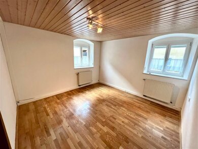 Haus zur Miete 1.270 € 7 Zimmer 164 m² frei ab sofort Ellwangen Ellwangen (Jagst) 73479