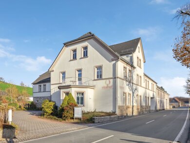 Einfamilienhaus zum Kauf 18 Zimmer 329 m² 3.905 m² Grundstück Lippersdorf Lippersdorf-Erdmannsdorf 07646