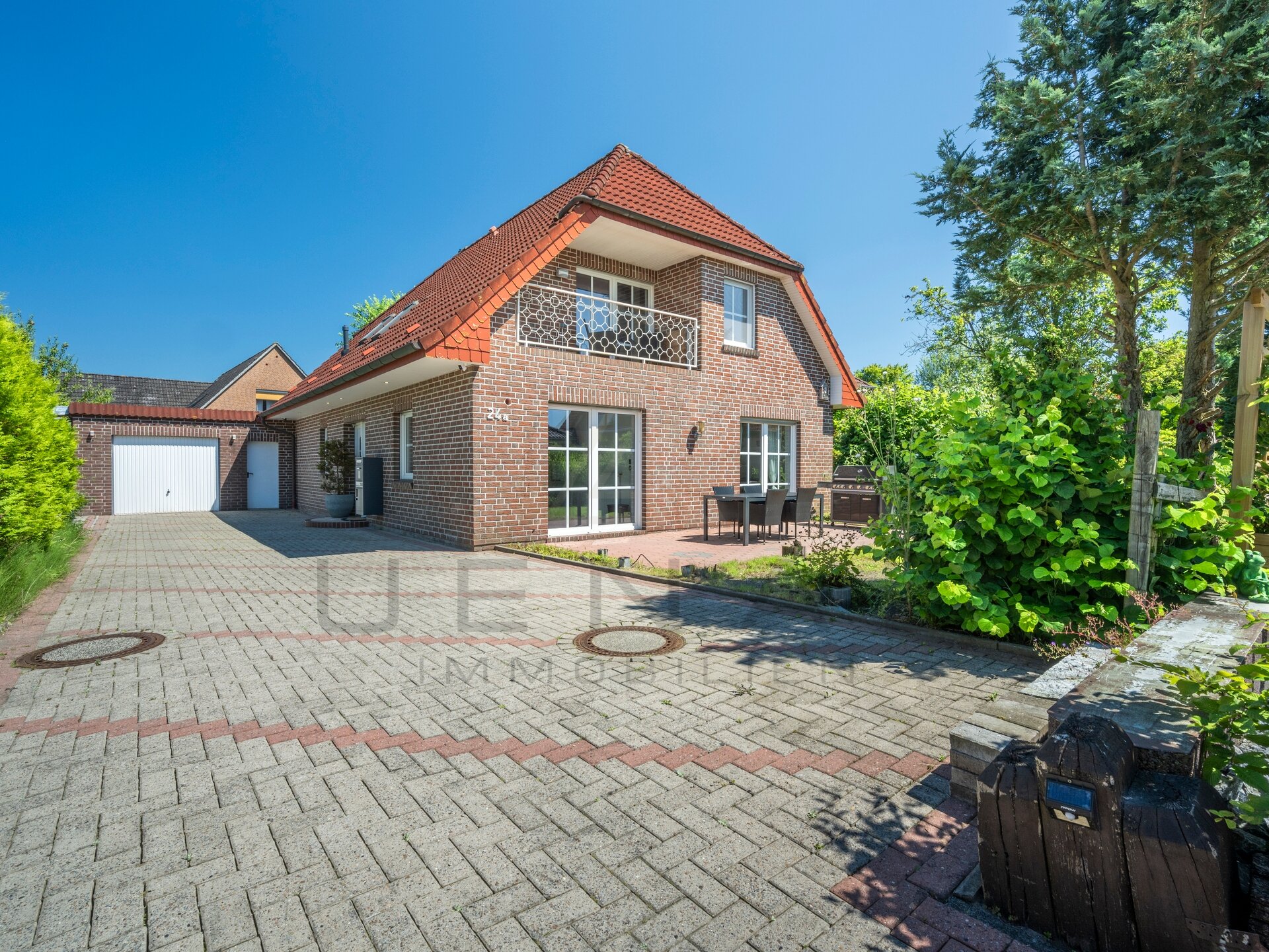 Mehrfamilienhaus zum Kauf 329.000 € 6 Zimmer 150,4 m²<br/>Wohnfläche 509 m²<br/>Grundstück Sengwarden Wilhelmshaven 26388