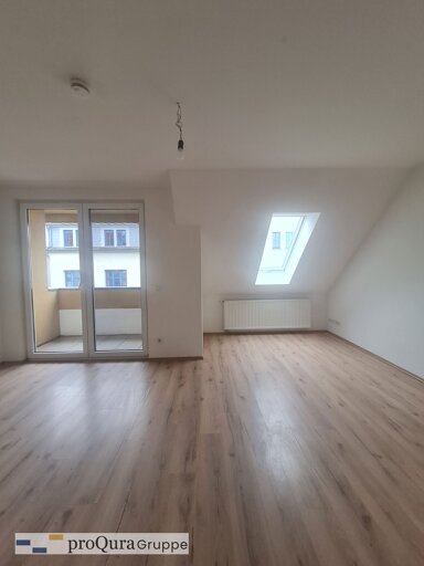 Wohnung zur Miete 285 € 1 Zimmer 41,8 m² 4. Geschoss frei ab sofort Karl-Marx-Straße 46B Mühlhausen Mühlhausen/Thüringen 99974