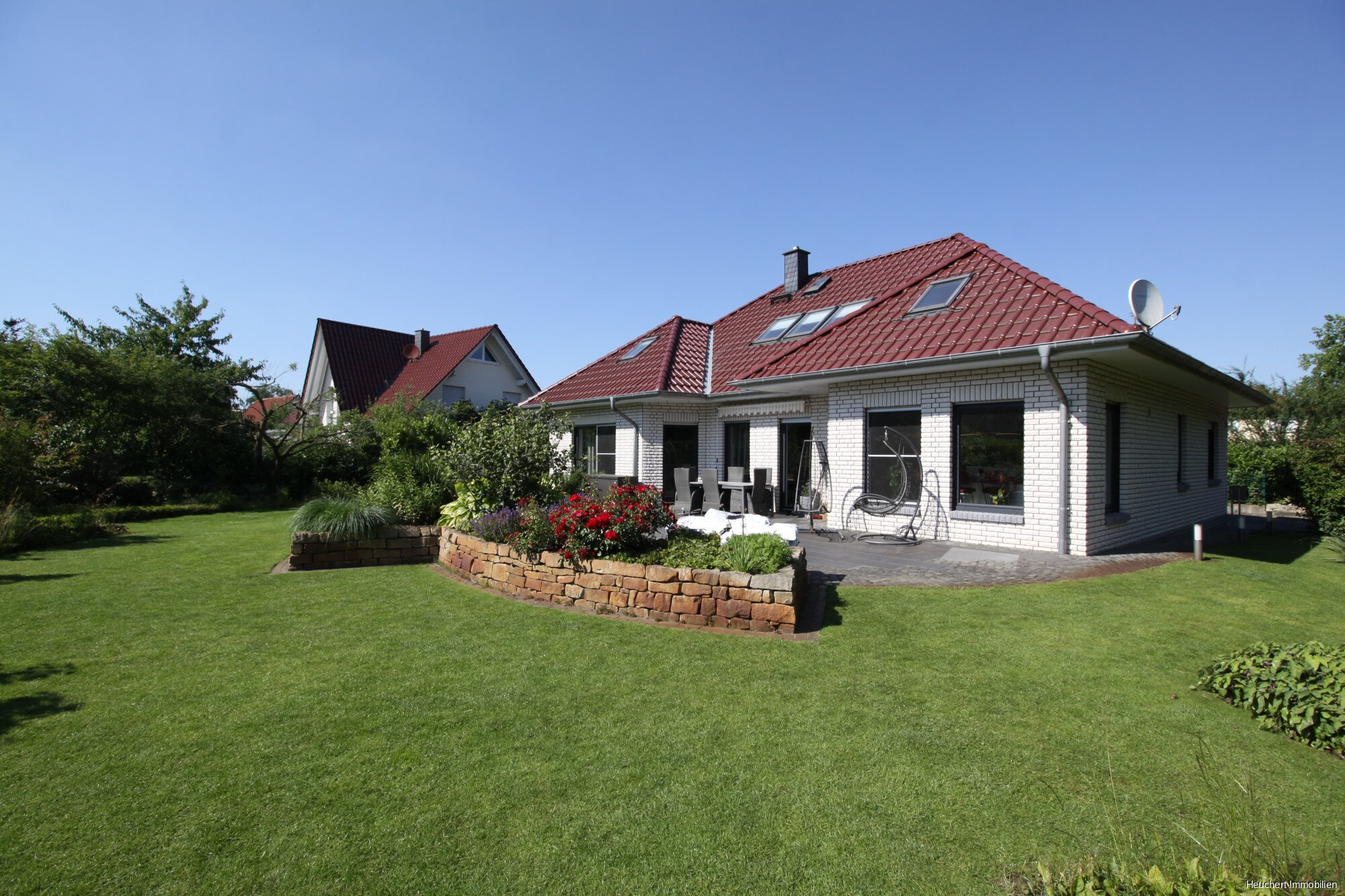 Einfamilienhaus zum Kauf 585.000 € 5 Zimmer 206 m²<br/>Wohnfläche 809 m²<br/>Grundstück Gifhorn Gifhorn 38518