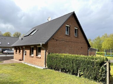 Einfamilienhaus zum Kauf 249.000 € 2,5 Zimmer 99 m² 1.097 m² Grundstück Kleinkummerfeld Groß Kummerfeld 24626