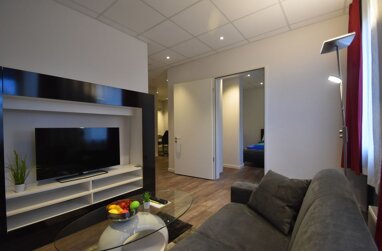 Wohnung zur Miete Wohnen auf Zeit 1.800 € 2 Zimmer 43 m² frei ab 01.08.2024 Triftstraße Niederrad Frankfurt am Main 60528