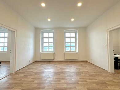 Mehrfamilienhaus zum Kauf provisionsfrei 358.000 € 9 Zimmer 278 m² 3.000 m² Grundstück Selb Horsovský Týn 34601