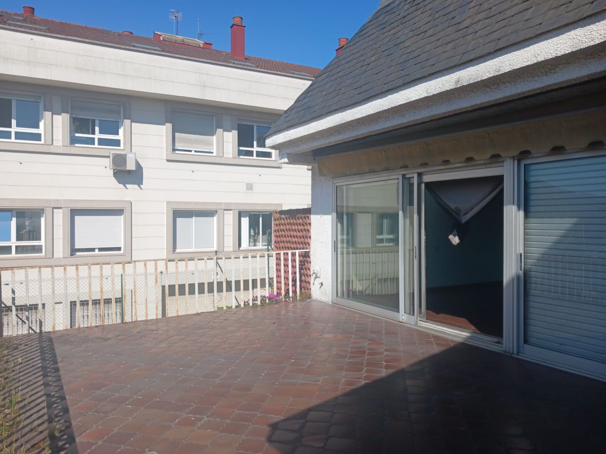 Haus zum Kauf 1.050.000 € 6 Zimmer 419 m²<br/>Wohnfläche 896 m²<br/>Grundstück Vigo 36210