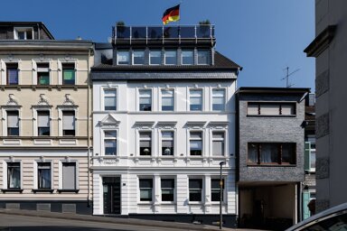 Mehrfamilienhaus zum Kauf als Kapitalanlage geeignet 745.000 € 8 Zimmer 270 m² 151 m² Grundstück Blumenstraße 98 Schlagbaum Solingen 42655