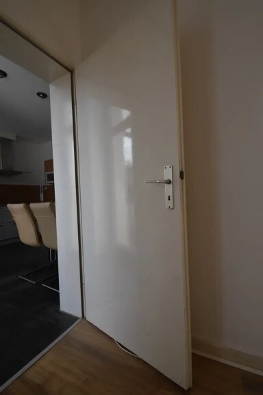 Wohnung zur Miete 700 € 4 Zimmer 145 m² frei ab sofort Orleansstr. Ost Hildesheim 31135