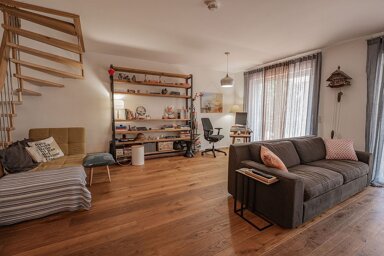 Wohnung zur Miete 700 € 3 Zimmer 103 m² frei ab sofort Mörikestraße 1 Am Wasserwerk Ingolstadt 85055