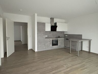 Wohnung zur Miete 808 € 3 Zimmer 80,8 m² 1. Geschoss frei ab sofort Neumühler Str. 10a-e Lankow Schwerin 19057