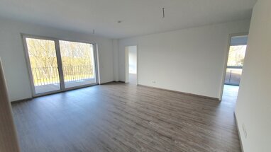 Wohnung zum Kauf 297.900 € 4 Zimmer 108 m² 1. Geschoss Naumburg Naumburg 06618