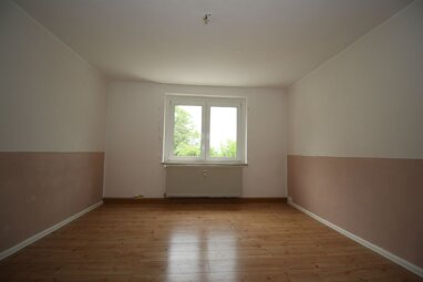 Wohnung zur Miete 164,34 € 1 Zimmer 31,9 m² 2. Geschoss frei ab sofort Fröbersgrüner Straße 9 Syrau Rosenbach/Vogtland 08548