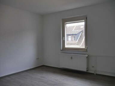 Wohnung zur Miete 498 € 2 Zimmer 50,8 m² 2. Geschoss frei ab 08.03.2025 Annastr. 14 Hanau Hanau 63450