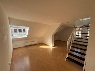 Maisonette zur Miete 690 € 2 Zimmer 73 m² 4. Geschoss frei ab sofort Tafelhof Nürnberg 90443