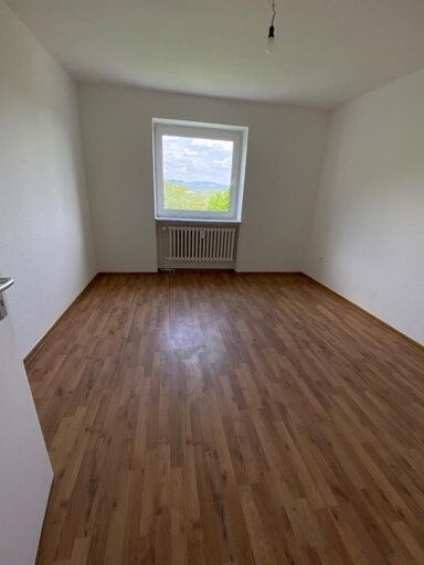 Wohnung zur Miete 452 € 2 Zimmer 55 m² 5. Geschoss Stormstraße 25 Geisweid - Ruhrst / Hoher Rain Siegen 57078