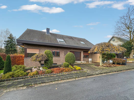 Mehrfamilienhaus zum Kauf 749.000 € 8 Zimmer 233 m² 2.260 m² Grundstück Lippinghausen Hiddenhausen 32120