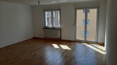 Wohnung zur Miete 920 € 3 Zimmer 87 m² 3. Geschoss Ludwir-Feuerbach-Straße Maxfeld Nürnberg 90409