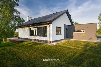 Einfamilienhaus zum Kauf Zwangsversteigerung 203.000 € 139 m² 1.022 m² Grundstück St. Wendel St. Wendel 66606