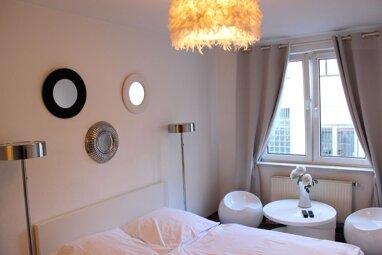 Wohnung zur Miete Wohnen auf Zeit 1.283 € 1 Zimmer 18 m² frei ab sofort Holzgasse Altstadt - Süd Köln 50676