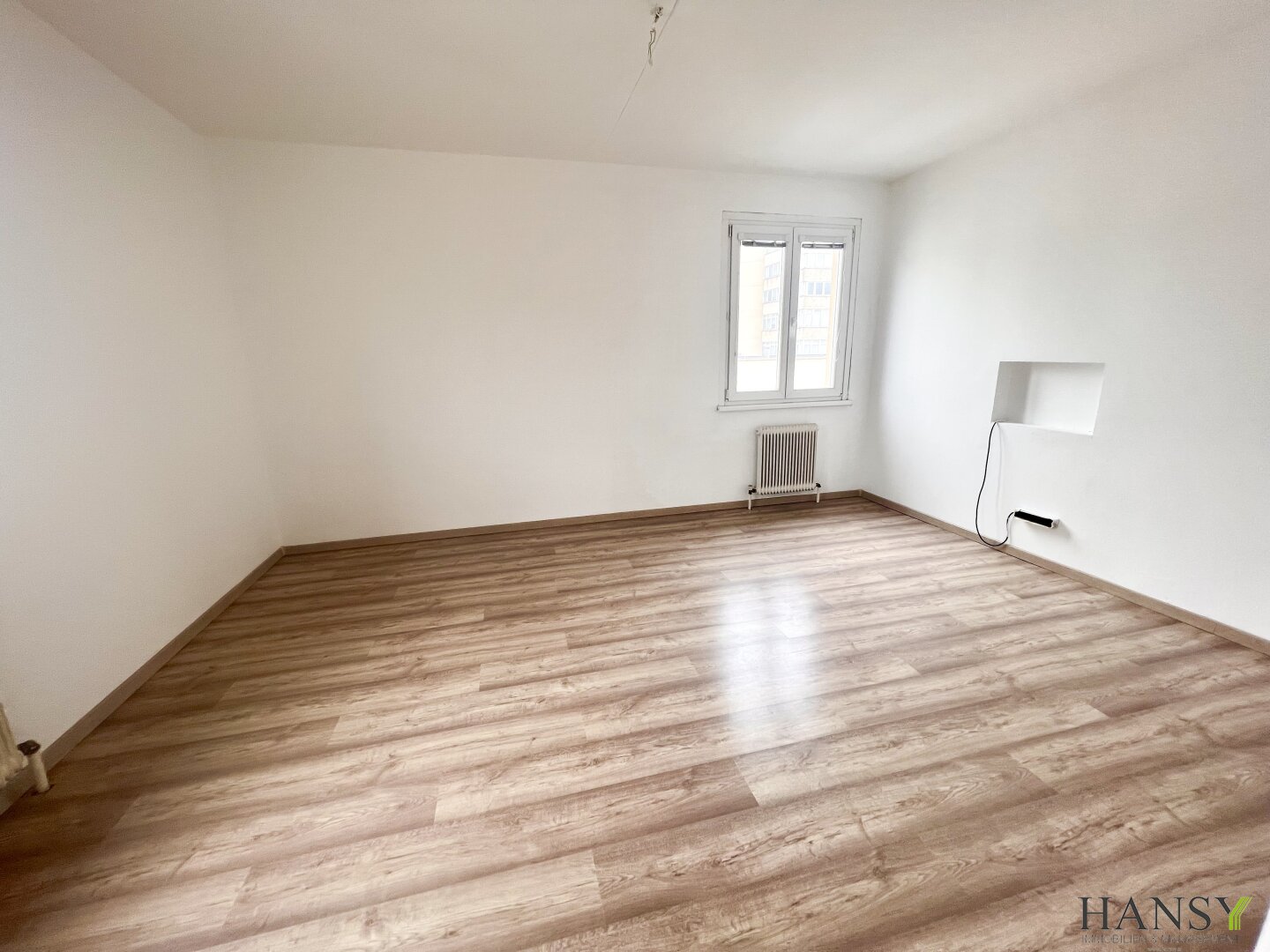 Wohnung zum Kauf 300.000 € 4 Zimmer 75 m²<br/>Wohnfläche 4. Stock<br/>Geschoss Wien 1140