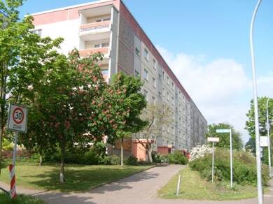 Wohnung zur Miete 294 € 3 Zimmer 62,1 m² 4. Geschoss frei ab sofort Reitbahnweg 45 Reitbahnviertel Neubrandenburg 17034