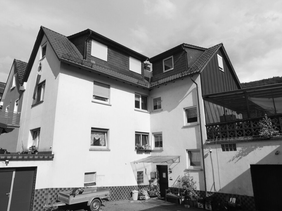 Mehrfamilienhaus zum Kauf 365.000 € 9 Zimmer 255 m²<br/>Wohnfläche 366 m²<br/>Grundstück Elmshausen Lautertal 64686