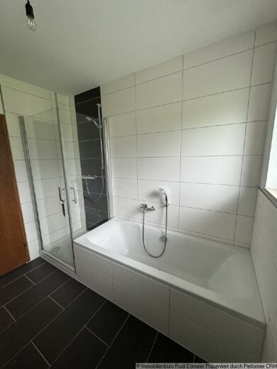 Wohnung zur Miete 780 € 3 Zimmer 90 m² 1. Geschoss frei ab sofort Theodor-Eckert-Str. Deggendorf Deggendorf 94469