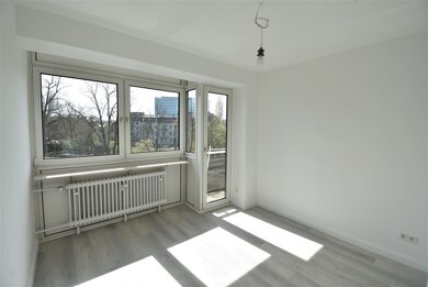 Studio zur Miete 705 € 1 Zimmer 17,6 m² 4. Geschoss frei ab 01.06.2025 Schwanenmarkt 1A Carlstadt Düsseldorf 40213