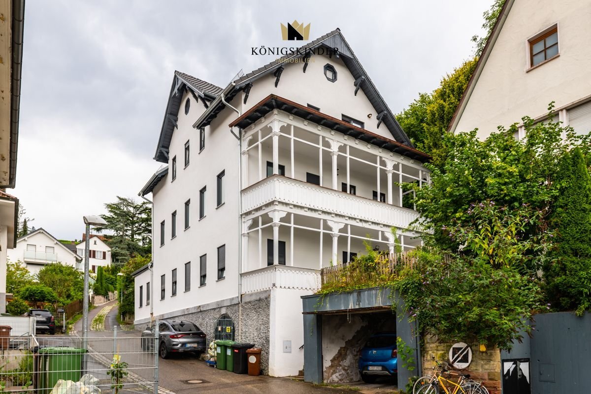 Mehrfamilienhaus zum Kauf 1.200.000 € 12 Zimmer 368 m²<br/>Wohnfläche 377 m²<br/>Grundstück Obertürkheim Stuttgart / Obertürkheim 70329