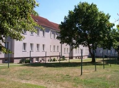 Wohnung zur Miete 233 € 2 Zimmer 38,8 m² EG frei ab sofort Straße der Freundschaft 4 Neustrelitz Neustrelitz 17235