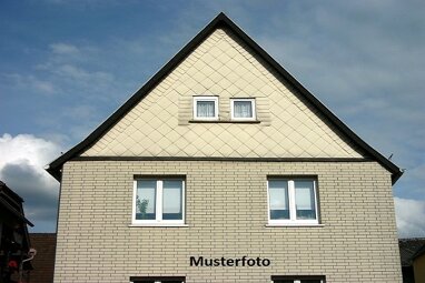Doppelhaushälfte zum Kauf Zwangsversteigerung 226.000 € 1 Zimmer 140 m² 2.110 m² Grundstück Groß Kussewitz Klein Kussewitz 18184