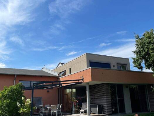 Einfamilienhaus zur Miete 2.150 € 6 Zimmer 228,7 m² 1.200 m² Grundstück frei ab sofort Bachstraße 5a Am Oberbach Neubrandenburg 17033