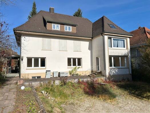 Villa zum Kauf 580.000 € 15 Zimmer 334 m² 1.147 m² Grundstück frei ab sofort Stadtgebiet Sankt Georgen im Schwarzwald 78112