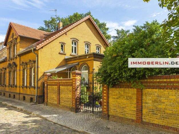 Haus zum Kauf 595.000 € 9 Zimmer 1.568 m² Grundstück Luckenwalde 14943